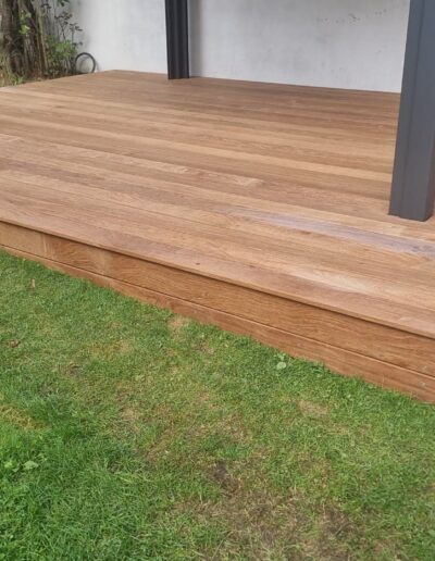 Cumaru Terrasse von vorne rechts, Referenzprojekt Rupsch
